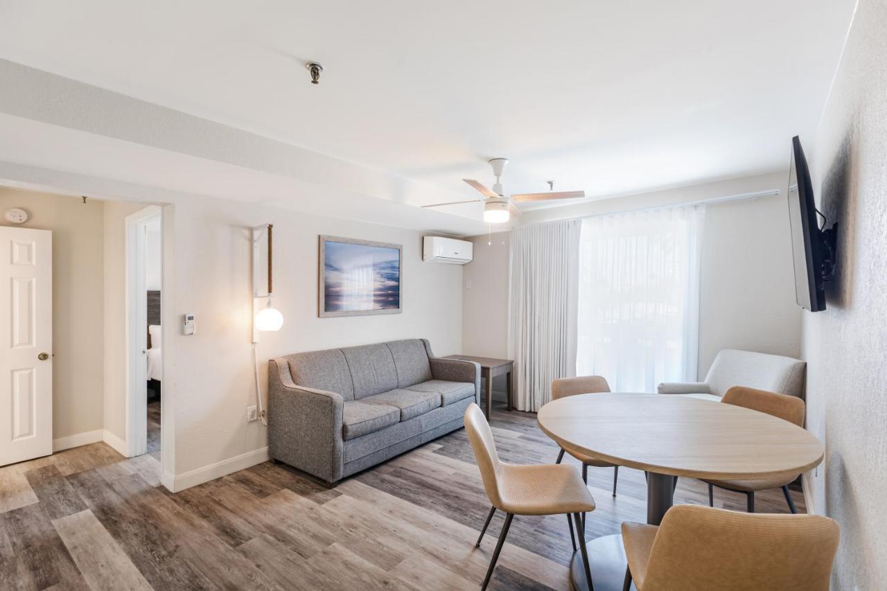 Grand Shores West ريدينغتون شورز المظهر الخارجي الصورة