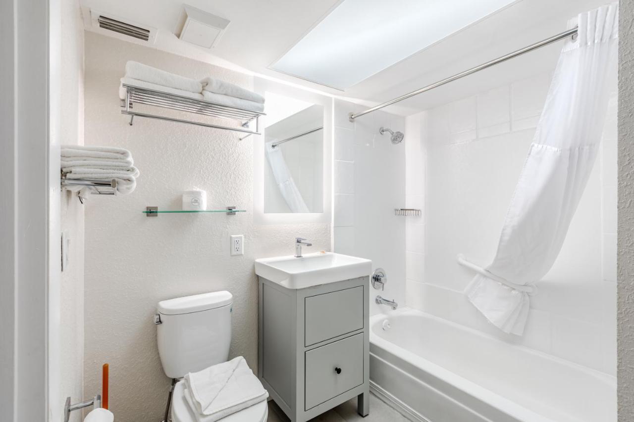 Grand Shores West ريدينغتون شورز المظهر الخارجي الصورة