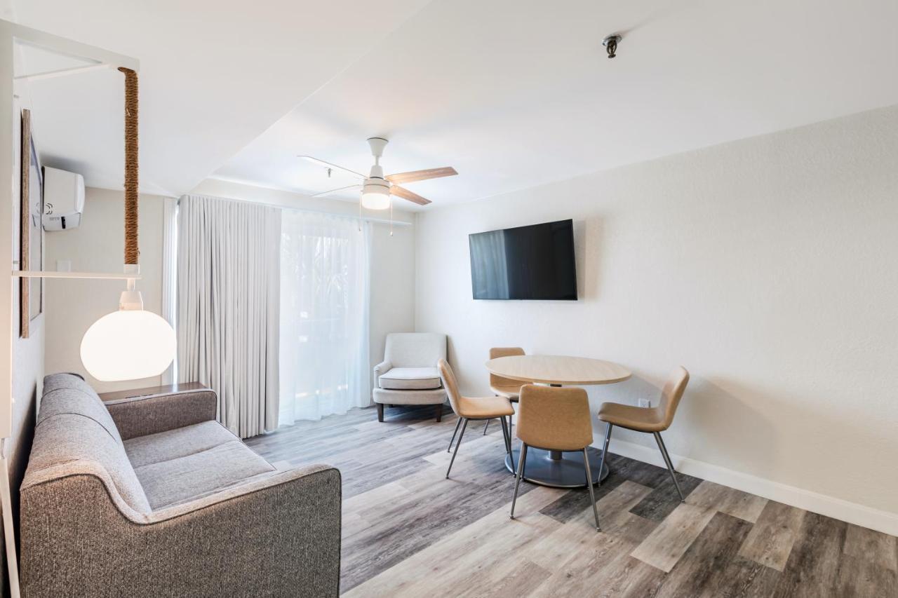 Grand Shores West ريدينغتون شورز المظهر الخارجي الصورة